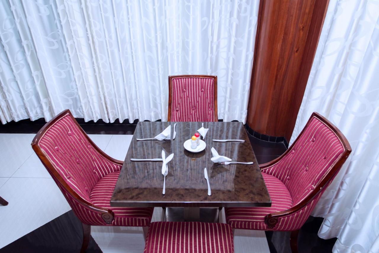 Peacock Hotel Dar es Salaam Exterior photo