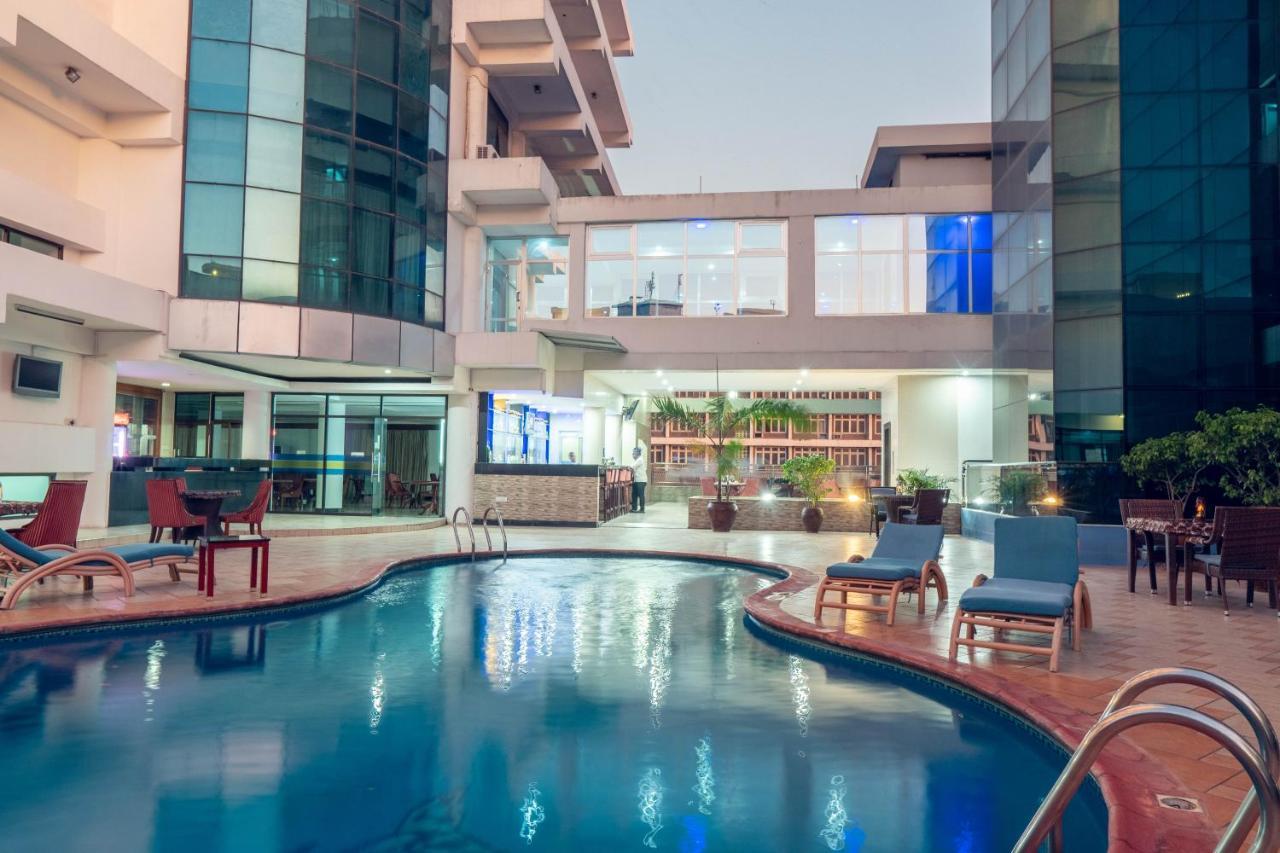 Peacock Hotel Dar es Salaam Exterior photo